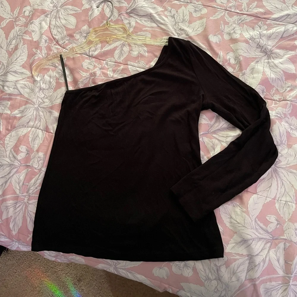 one armed shirt ! - Picture 4 of 4